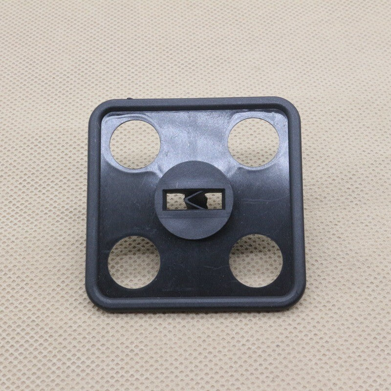 new 5-pack of GM 389809 front cover insulation clips, nylon fasteners, black.
