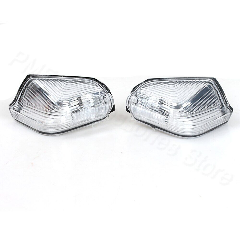 A pair of turn signal lights for Volkswagen Crafter 2006-2017 front mirrors.