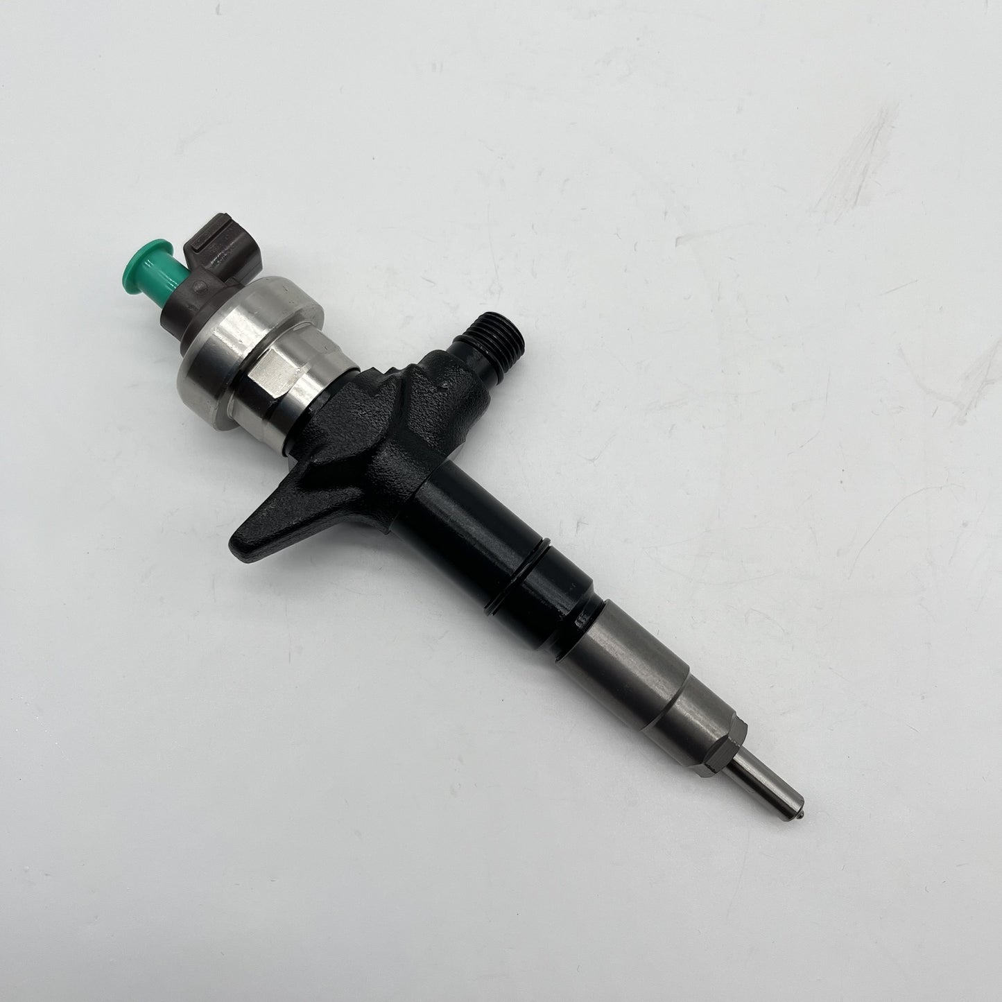 095000-6980 8-98011604-5 Fuel Injector for Isuzu D-Max 4JJ1 3.0L 2007-2021