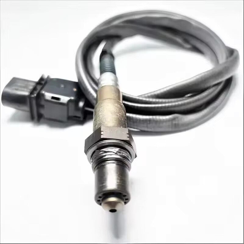 Oxygen sensor 1K0998262P is suitable for Audi for VW A4 Avant A5 Eos Beetle Touareg.
