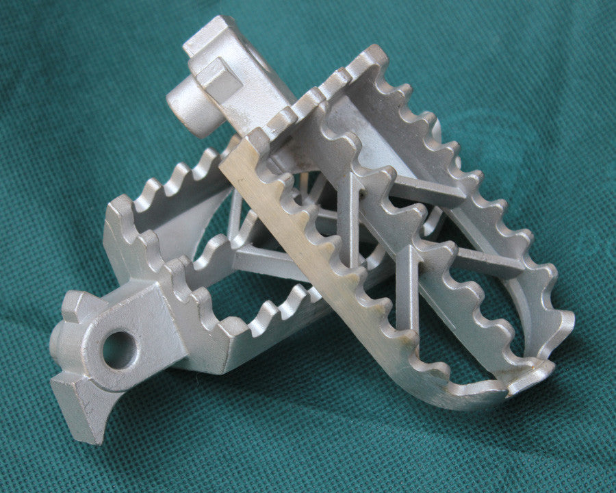 Stainless Steel Foot Pegs Rests Pedals for Yamaha PW50 PW80 TW200 Pit Dirt Bikes