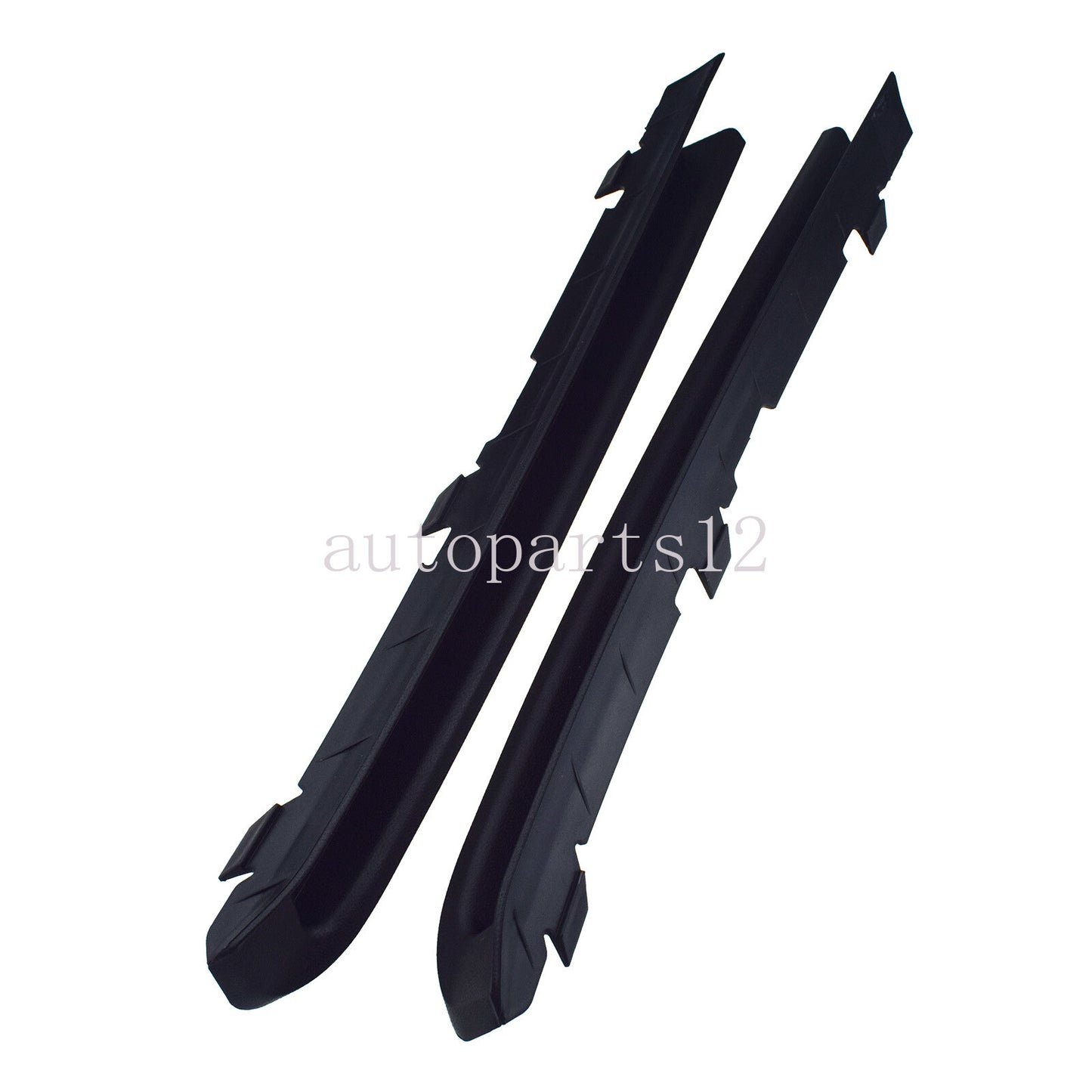 pair of front left and right bumper trim pieces suitable for VW for Jetta 2015 - 2018.