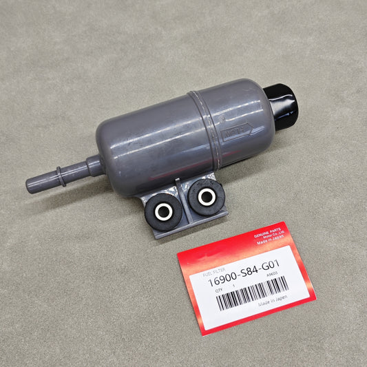 new fuel filter 16900-S84-G01, suitable for 1998-2002 for Honda Accord CG1 2.3L and 3.0L engines.