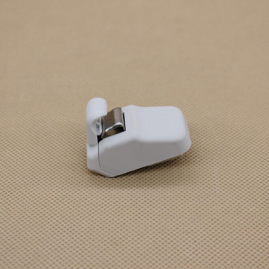 SUN VISOR SUPPORT CLIP HOLDER BRACKET Fit for 15-18 for JEEP RENEGADE 5VW09MS7AA