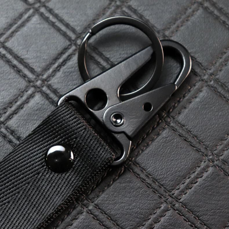 Car keychain metal key ring badge lanyard black Mugan suitable for Nissan