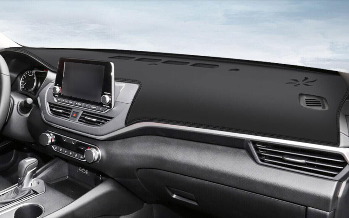 1X PU leather Dashboard Mat Non-slip DashMat Pad for Nissan Altima Sedan 2019-22