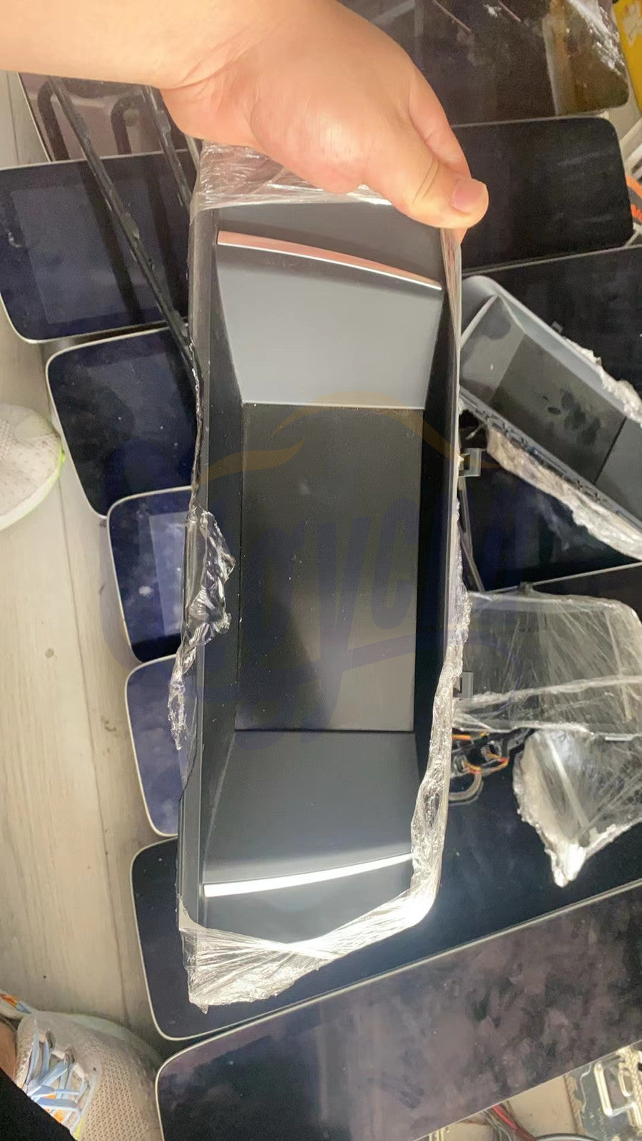 equipment manufacturer ( ) central information display for BMW 528i, 535i, 550i, and M5 series.