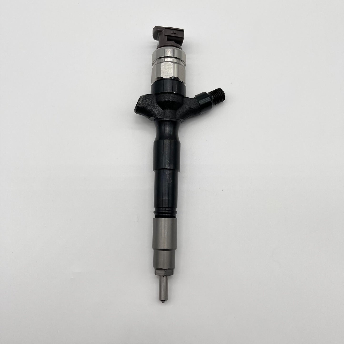 4PCS 295050-0180 23670-0L090 Common Rail Doesel Fuel Injector for Toyota Hilux