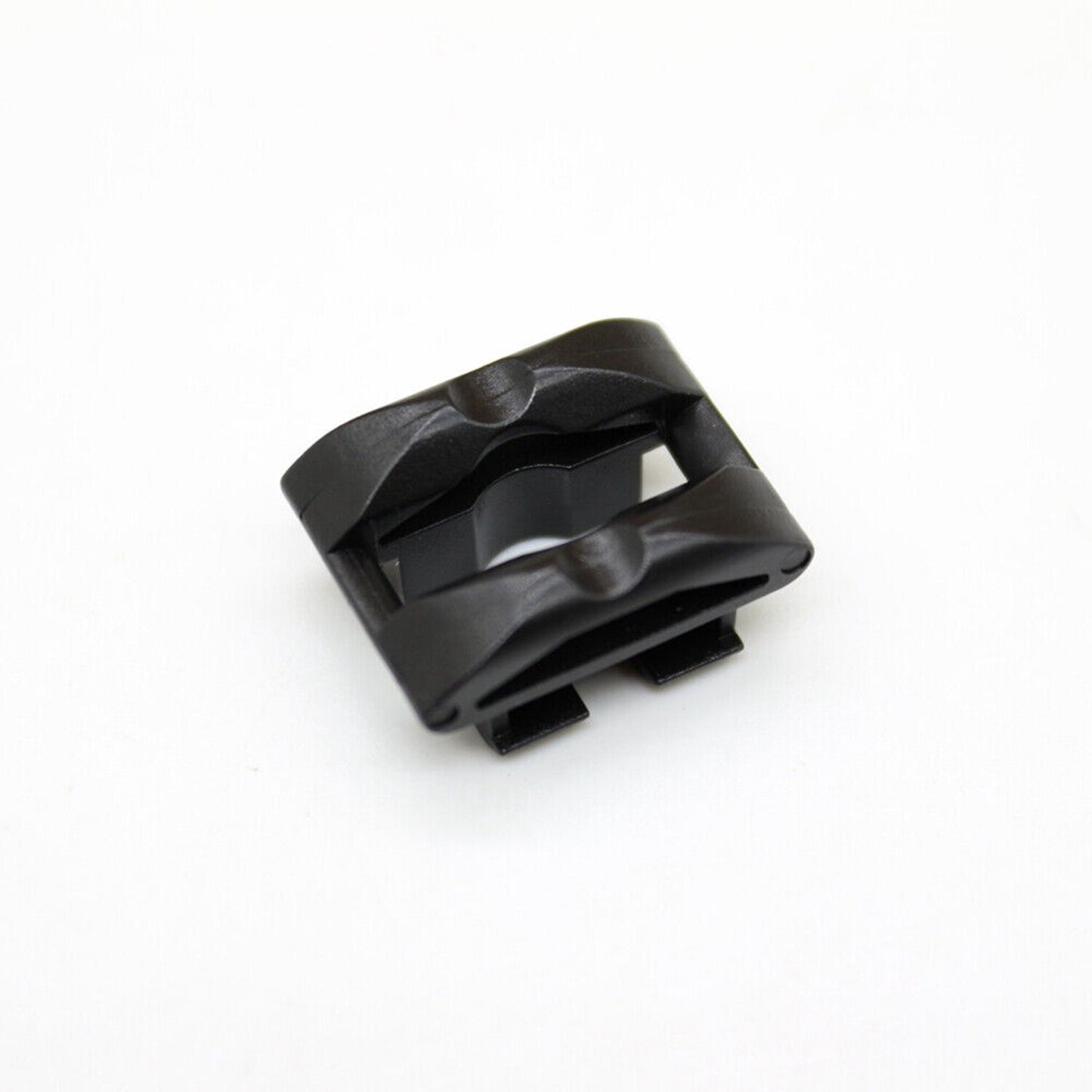 10X for Land Rover Bumper Tow Bracket Cover Retainer Mounting Grommet DYF500010