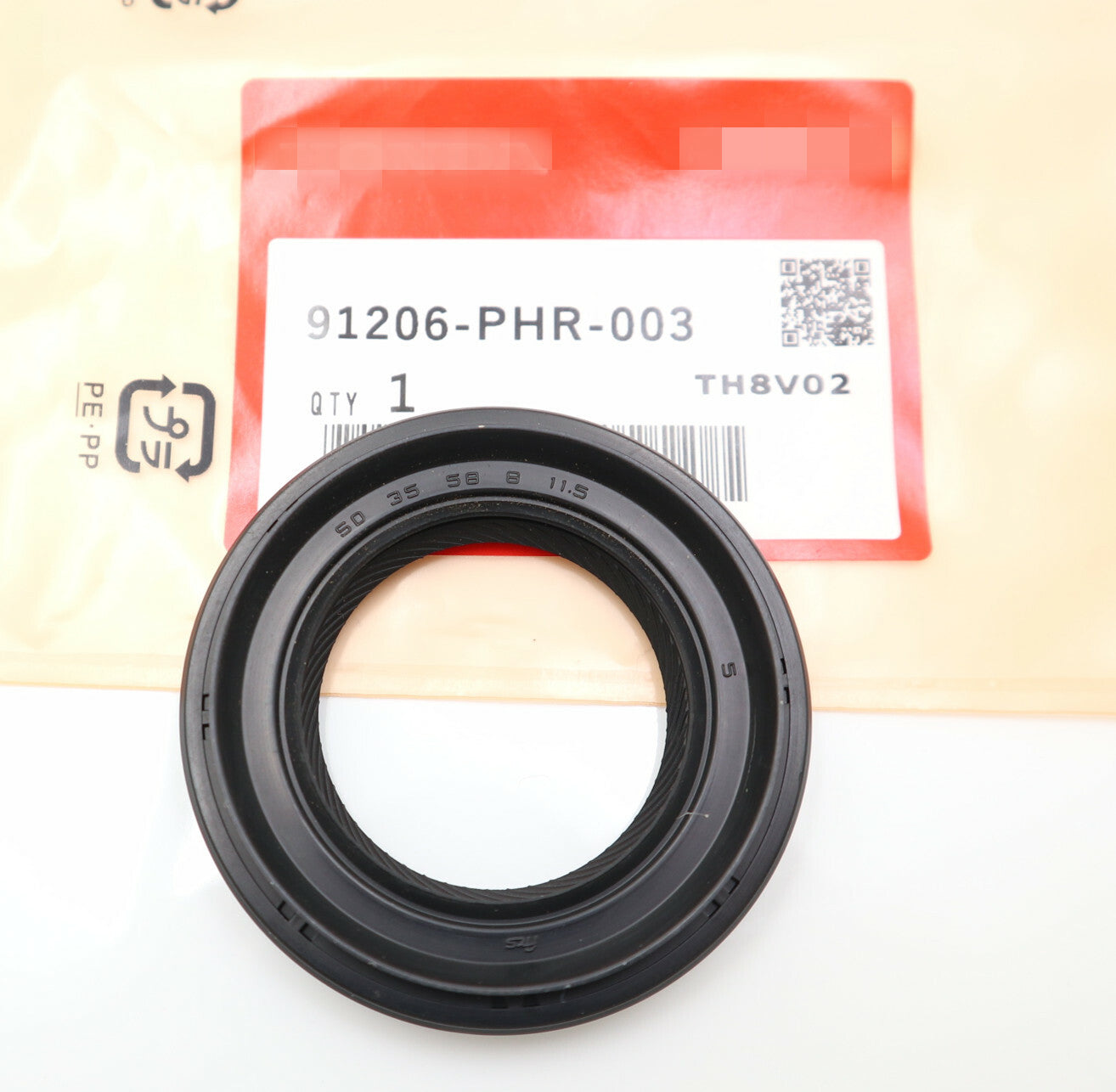 new driveshaft seal AT/MT, right 91206-PHR-003, 91206PHR003, dimensions 35588 mm.