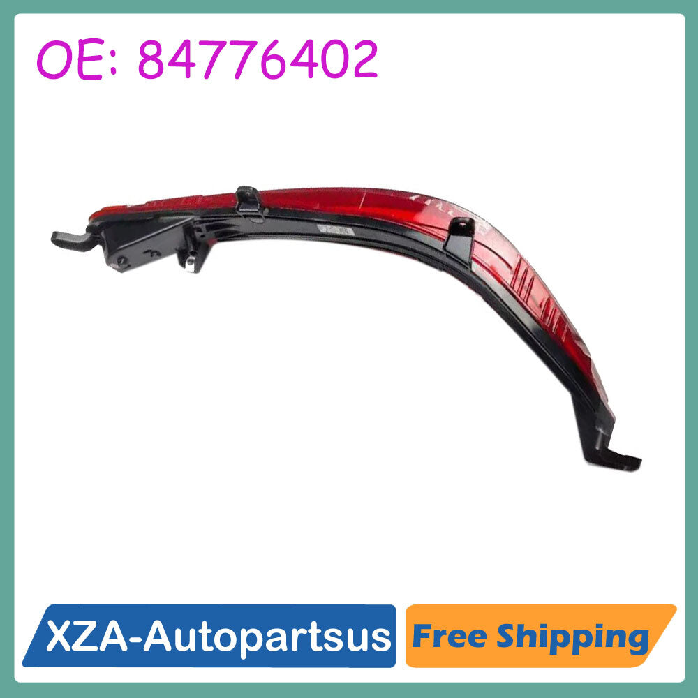 Right Side Rear Bumper Tail Fog Light Reflector Lamp for Cadillac XT6 2020-2024