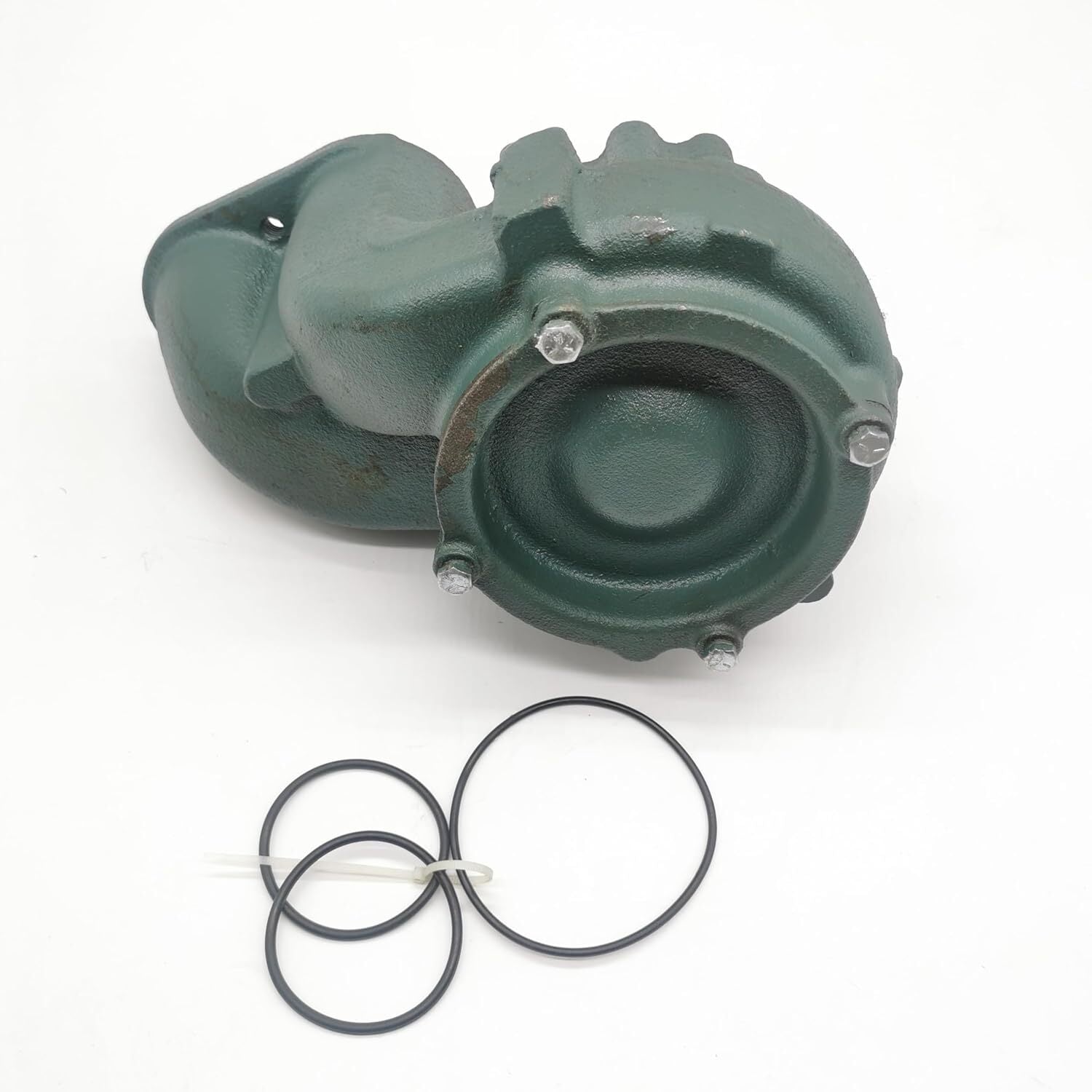 Water Pump VOE 20431484 1675945 3184802 for Volvo A25D EC360B EC330B G700B L150E