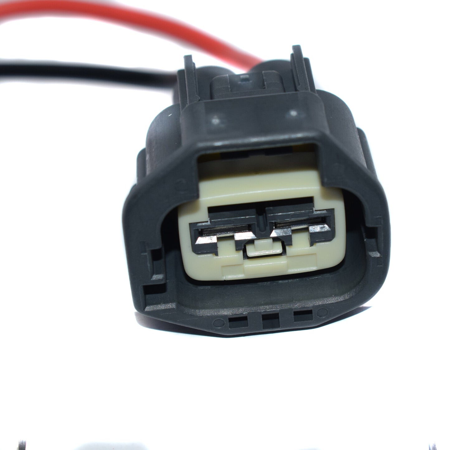 Engine cooling fan motor connector wiring harness plug for Ford F-150 Escape