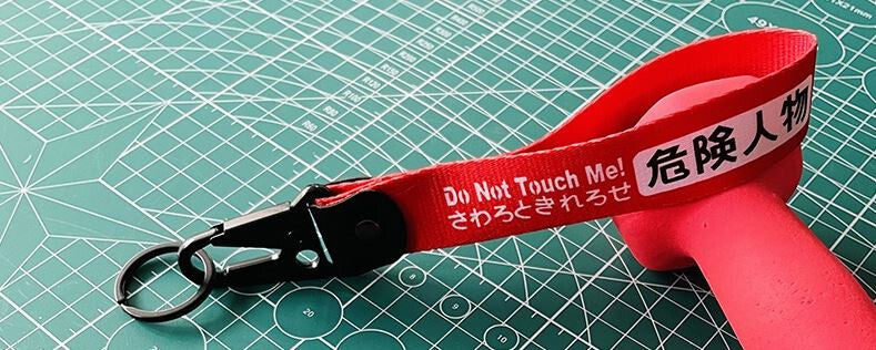 Car keychain/key ring with lanyard, car accessories for JDM, red, suitable for Nissan .