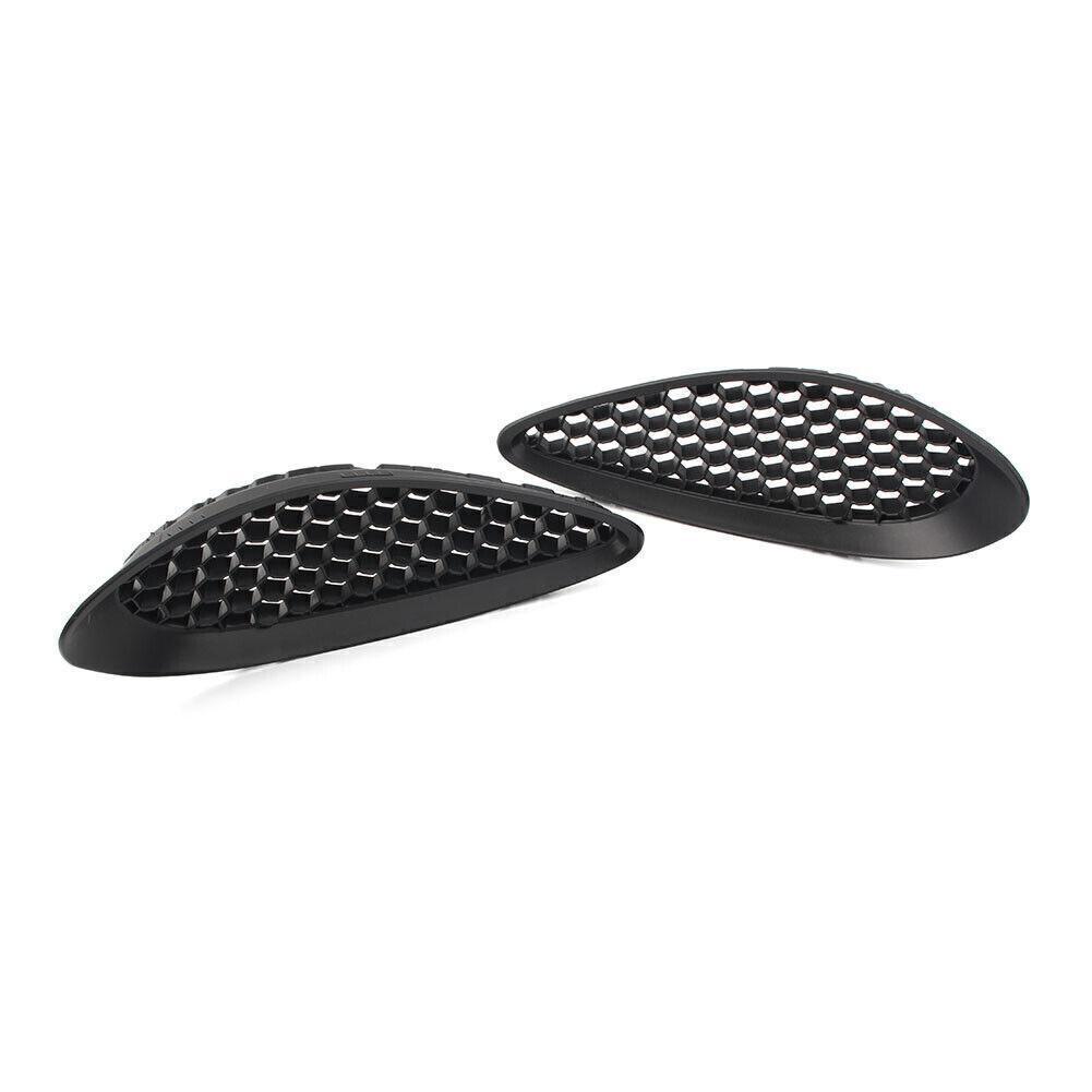 A pair of decorative barbecue grills with side covers, 68090698AB and 68090699AB, suitable for Jeep Grand Cherokee.