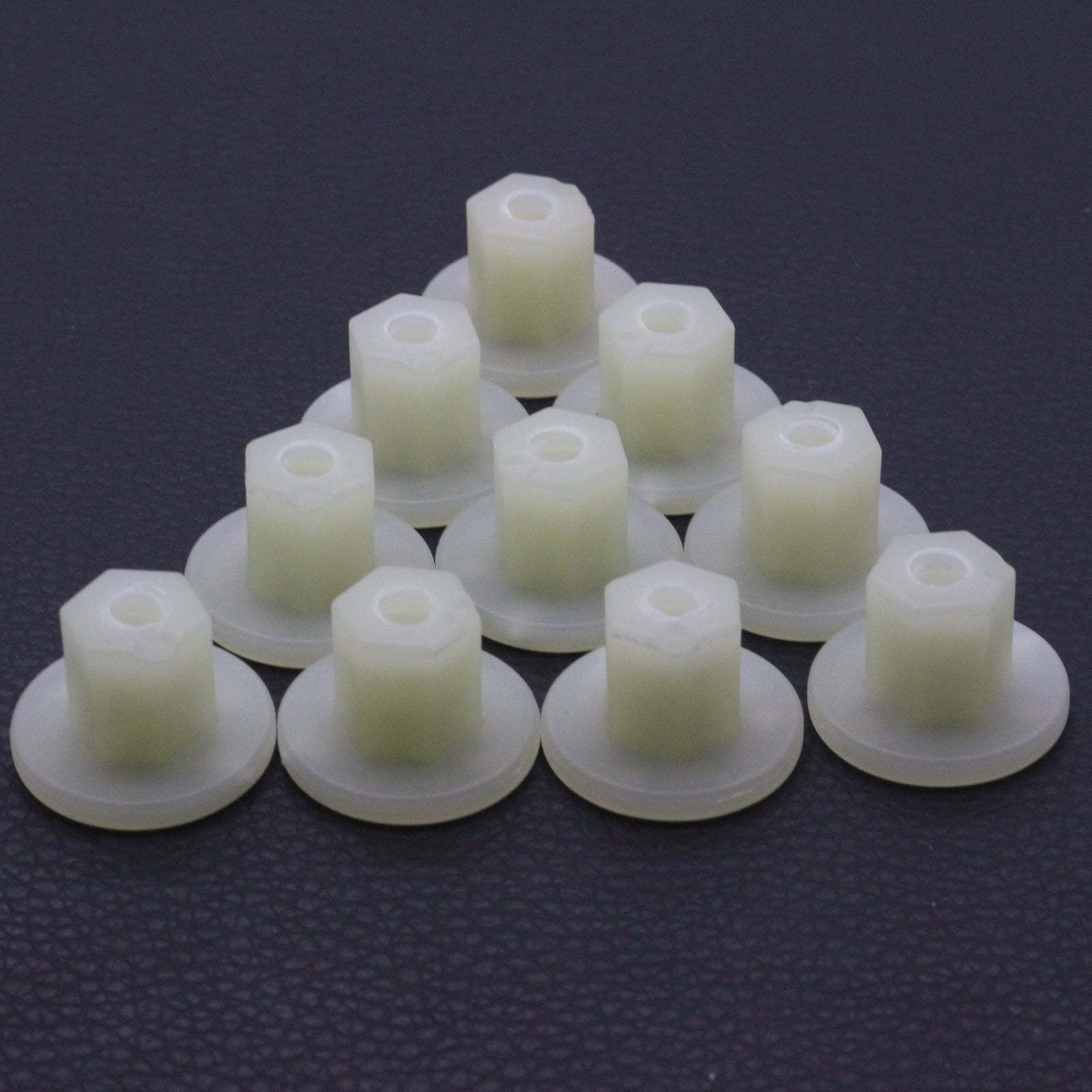 10 Pcs Nylon Bumper Deflector Flange Nut for Chevy for GMC for Buick for Cadillac 11547637