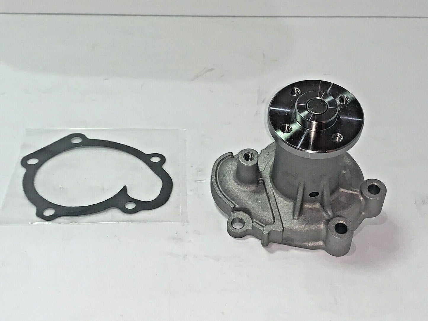 Suitable for Mitsubishi Minicab water pumps U42T, U62T, 3G83, MD997689