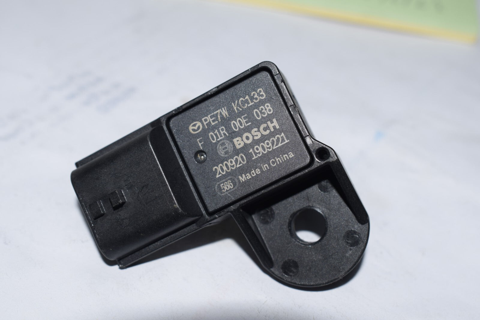 Throttle Position Sensor for 98-05 for Kia Rio Sephia Spectra for Kia for Volvo 0K24718911
