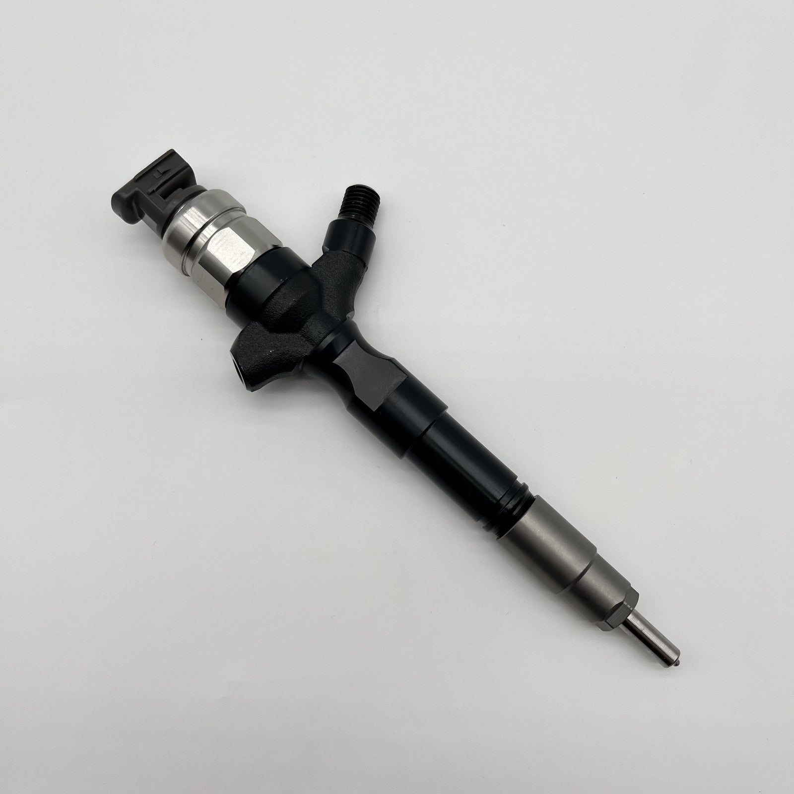 New 23670-30300 Diesel Fuel Injector 23670-0L010 for Toyota HILUX VIGO 2KD Hiace