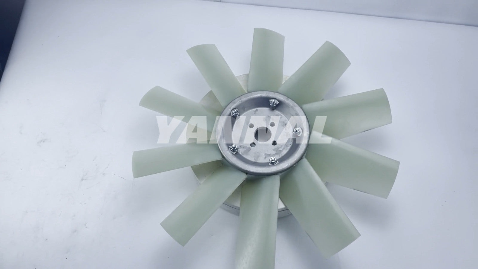 The all-new V3300 fan is suitable for Kubota diesel engines.