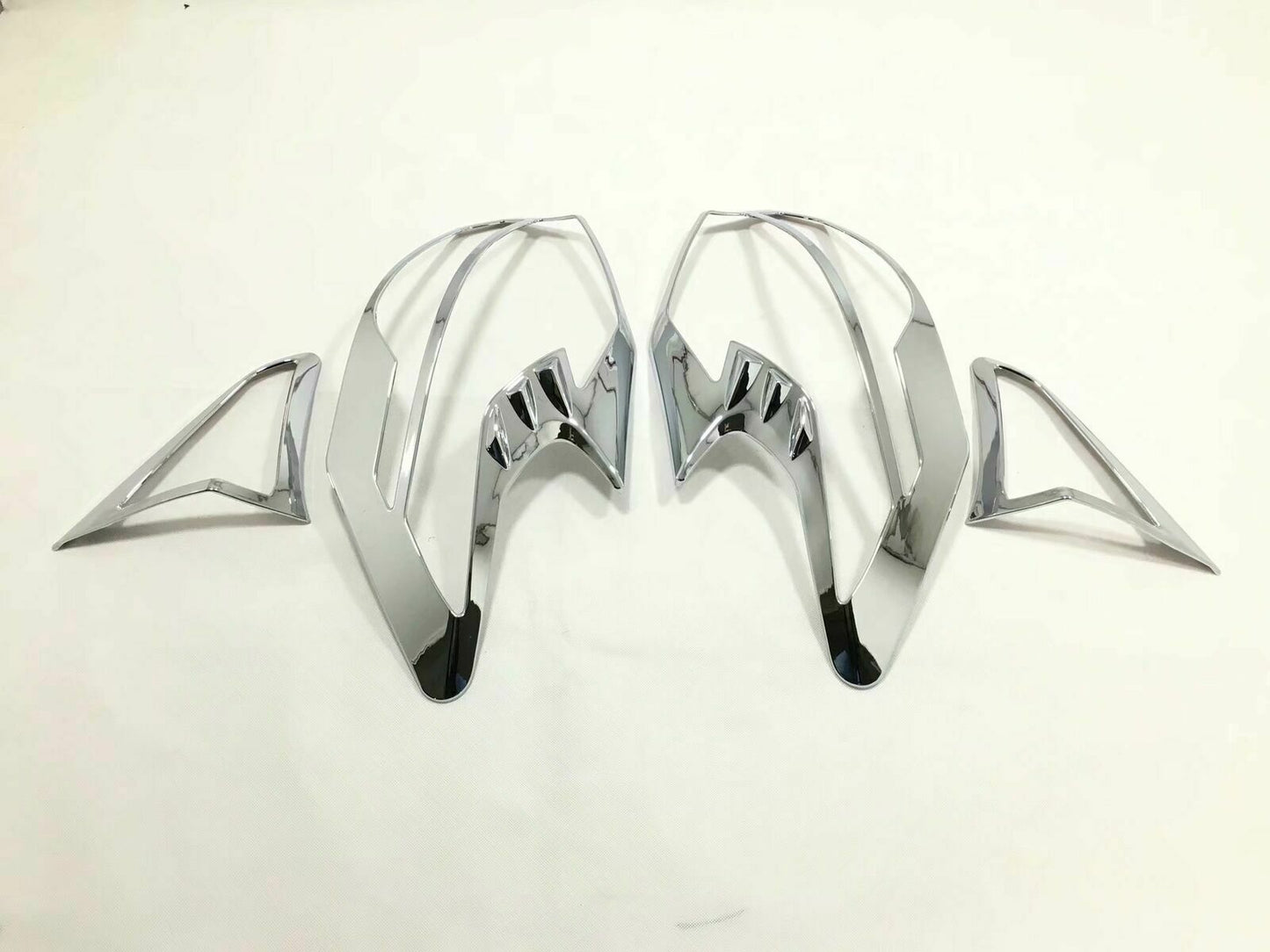 for Nissan Kicks 2017-2022 Chrome Exterior Rear Tail Light Lamp Frame Cover Trim