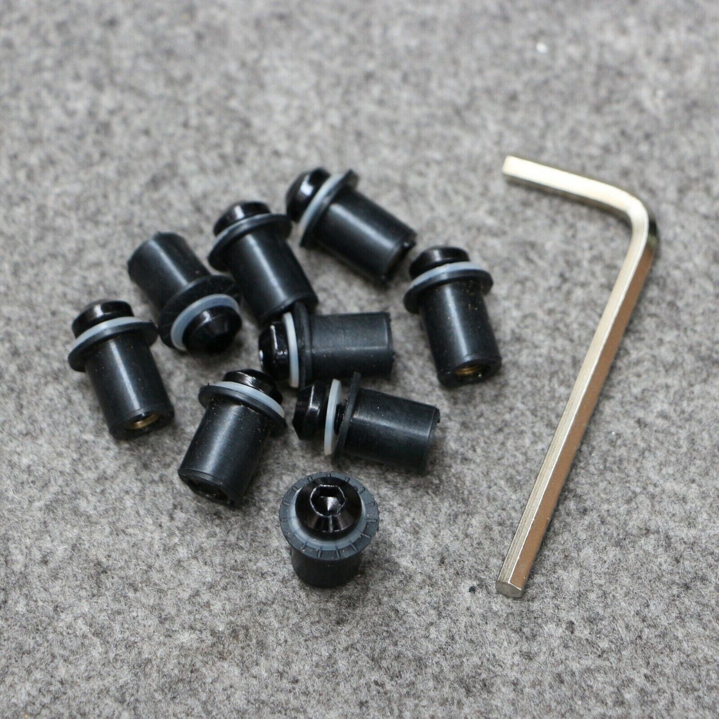 10PCS Windscreen Windshield Bolt Screw Kit Fit for DUCATI 696/796/1100 V4 V4R/S