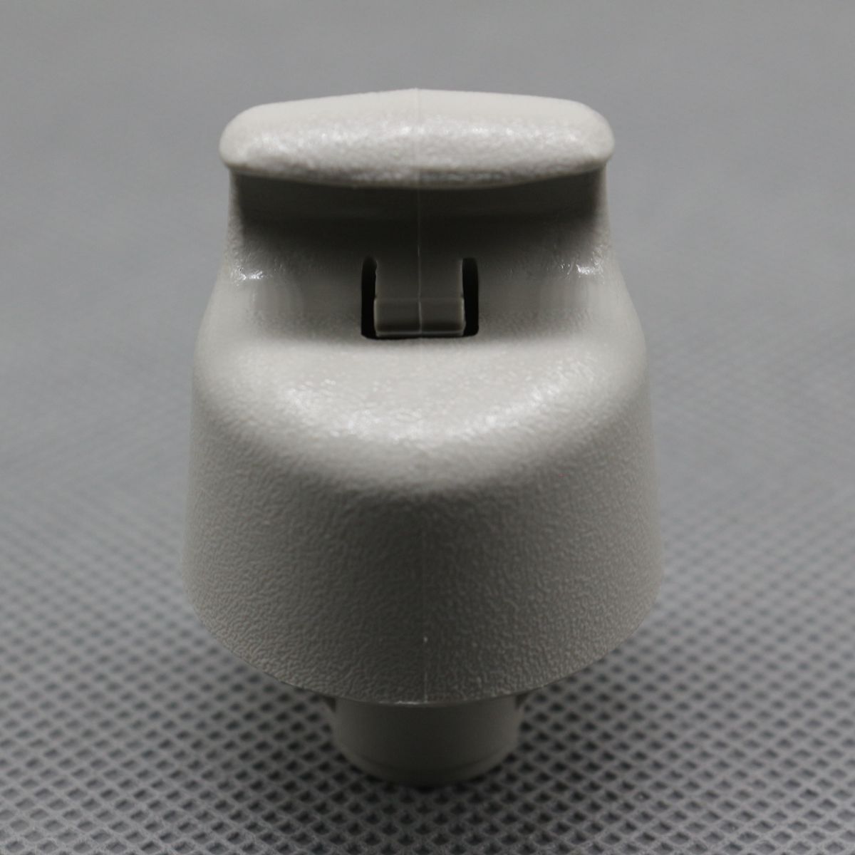 Sun Visor support clip bracket is suitable for Nissan Altima Murano and Pathfinder Maxima.