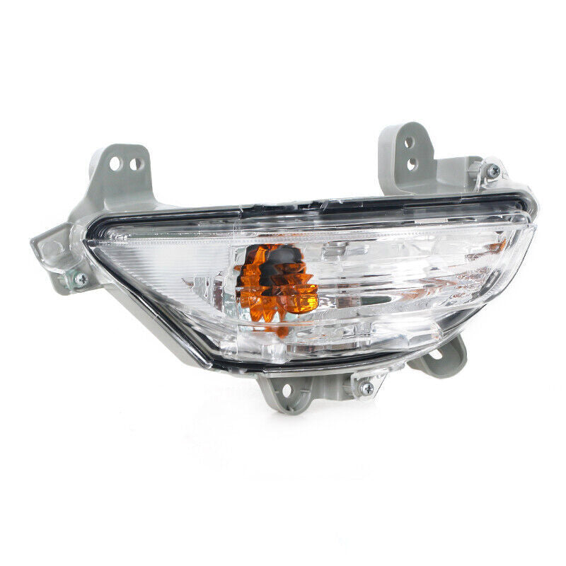 LH front bumper turn signal light (left) applicable to for Mazda 3 axle 2014, 2015, and 2016.