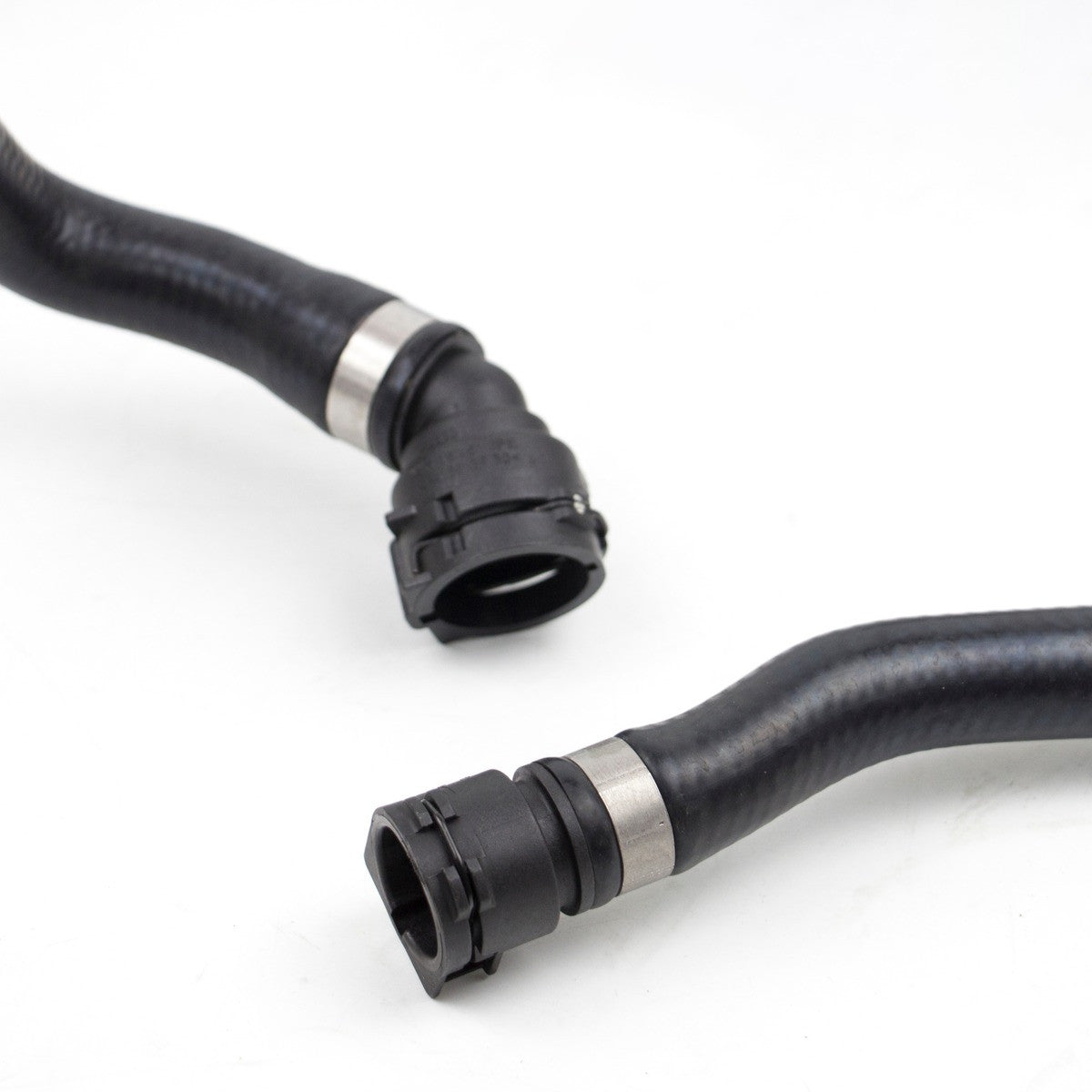 Heater Return Thermostat Hose for BMW 1'/3'/X1 E82 E84 E88 E90 E91 17127548222