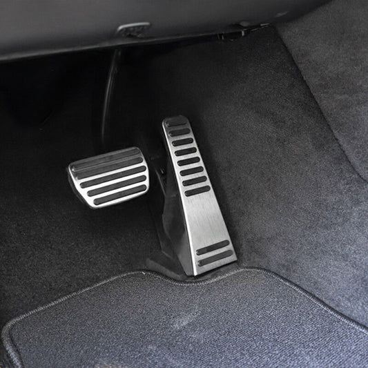 Car Accelerator Gas Foot Fuel Brake Pedals Pads Covers for Volvo XC60 2018-2023
