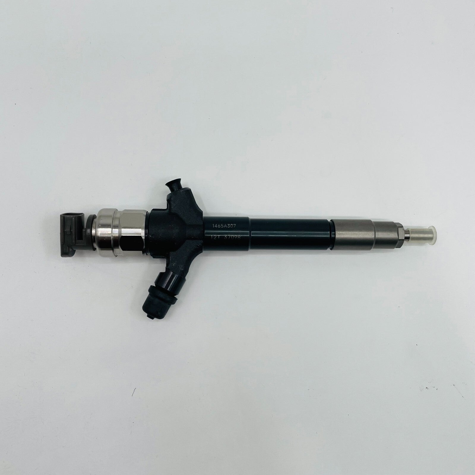 095000-8110 1465A307 Common Rail Diesel Fuel Injector Assy for Mitsubishi