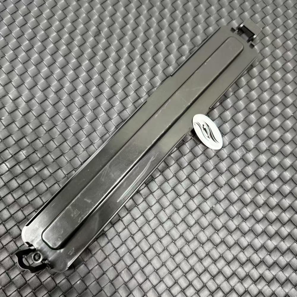 for Volkswagen Touareg 7P MK2 2011 - 2017 new Cabin Air Filter Protective Cover