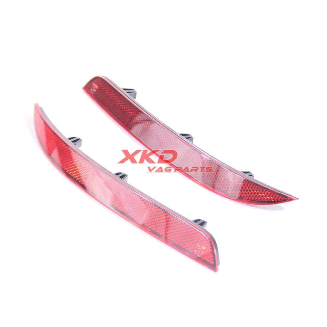 Two rear bumper trim reflectors for Volkswagen CC 13-17 3C8945105D/106D