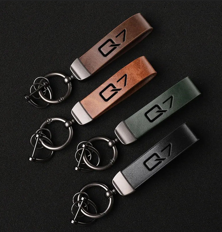 Suitable for Audi 2.0 rear badge Trunk Boot, badge sticker with silver chrome lettering.